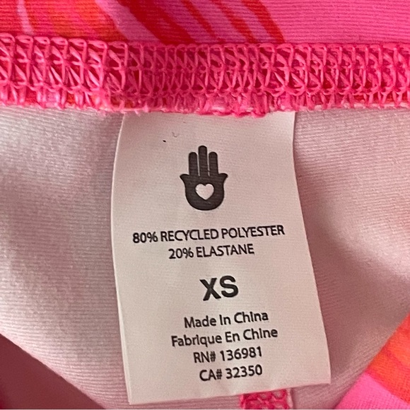 SPIRITUAL GANGSTER NWT INTENT HIGH WAISTED 7/8TH LEGGINGS PINK GLOW PRINT XS - Picture 11 of 12